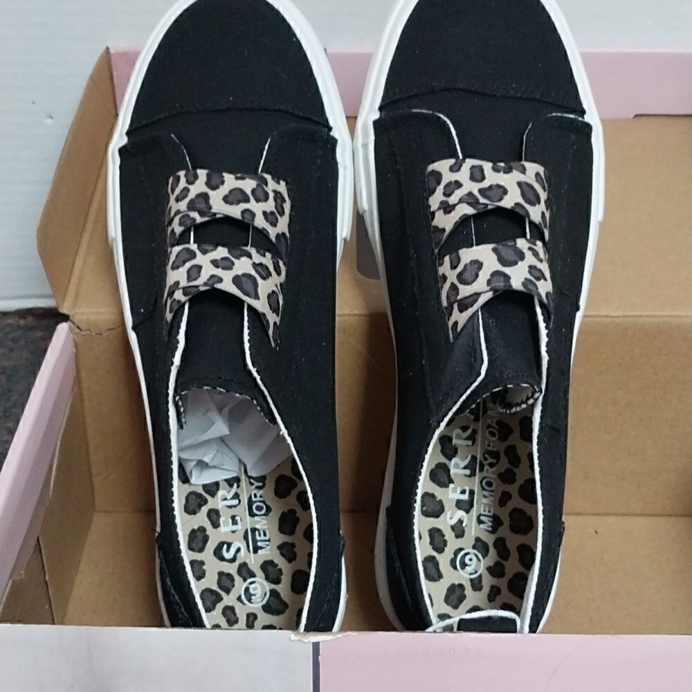 Serra Ladies Canvas Sneakers...NEW - Picture 10 of 11